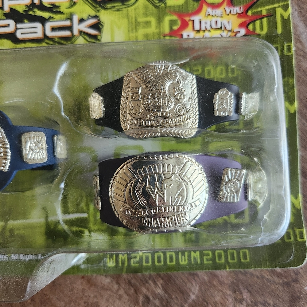 WWE/WWF Jakks Pacific Grapple Gear Championship Pack 2000 - Picture 6 of 9